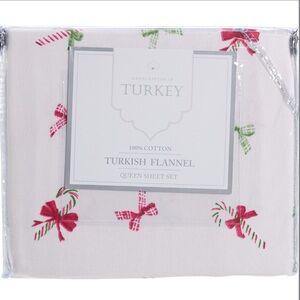 Turkish Flannel Queen Sheet Set - Red and Green
